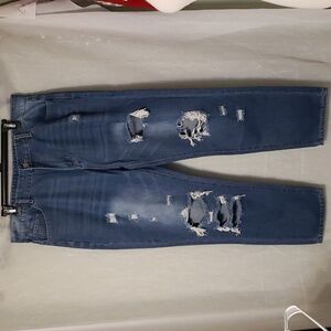 ❤️3/$30 - Distressed mom jeans XXL